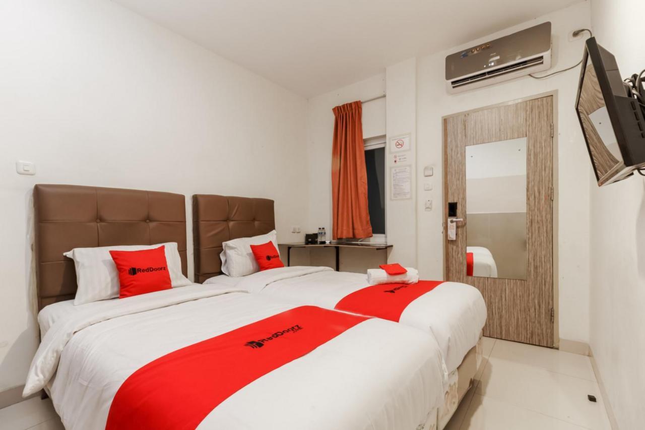 Permata Inn Medan Kültér fotó